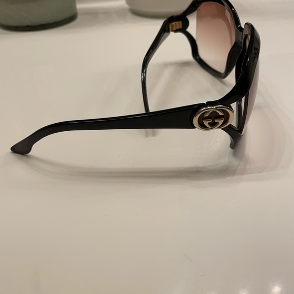 Authentic Gucci 3110 back glossy sunglasses - Picture 3 of 12